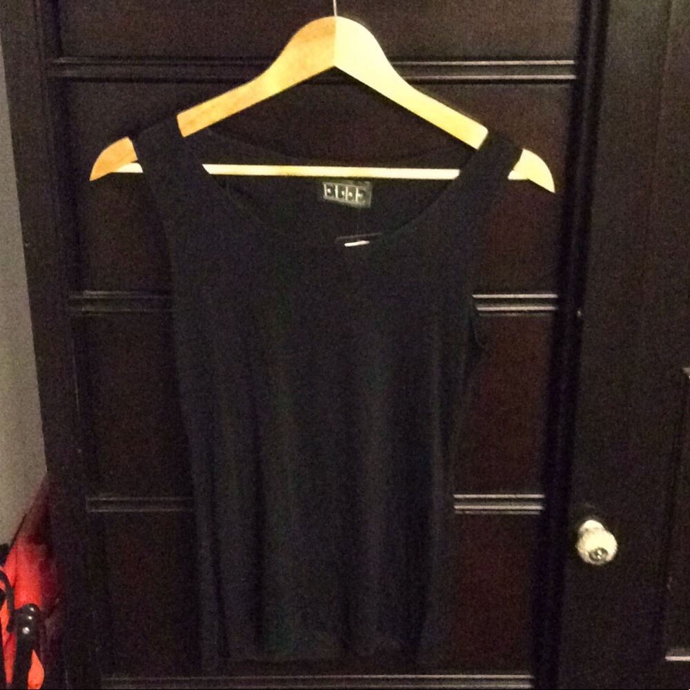 LLight weight black tank top